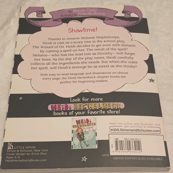 Heidi Heckelbeck Set of 2 soft cover books - Picture 4 of 13